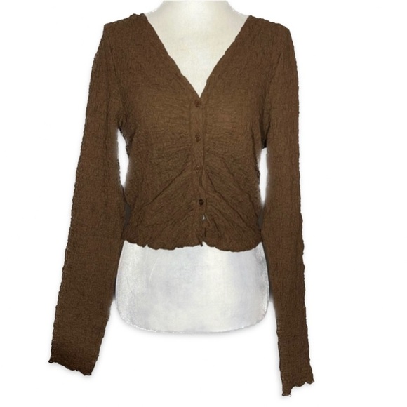 Miss Love Sweaters - NWT Miss Love Cropped Long Sleeve Cardigan